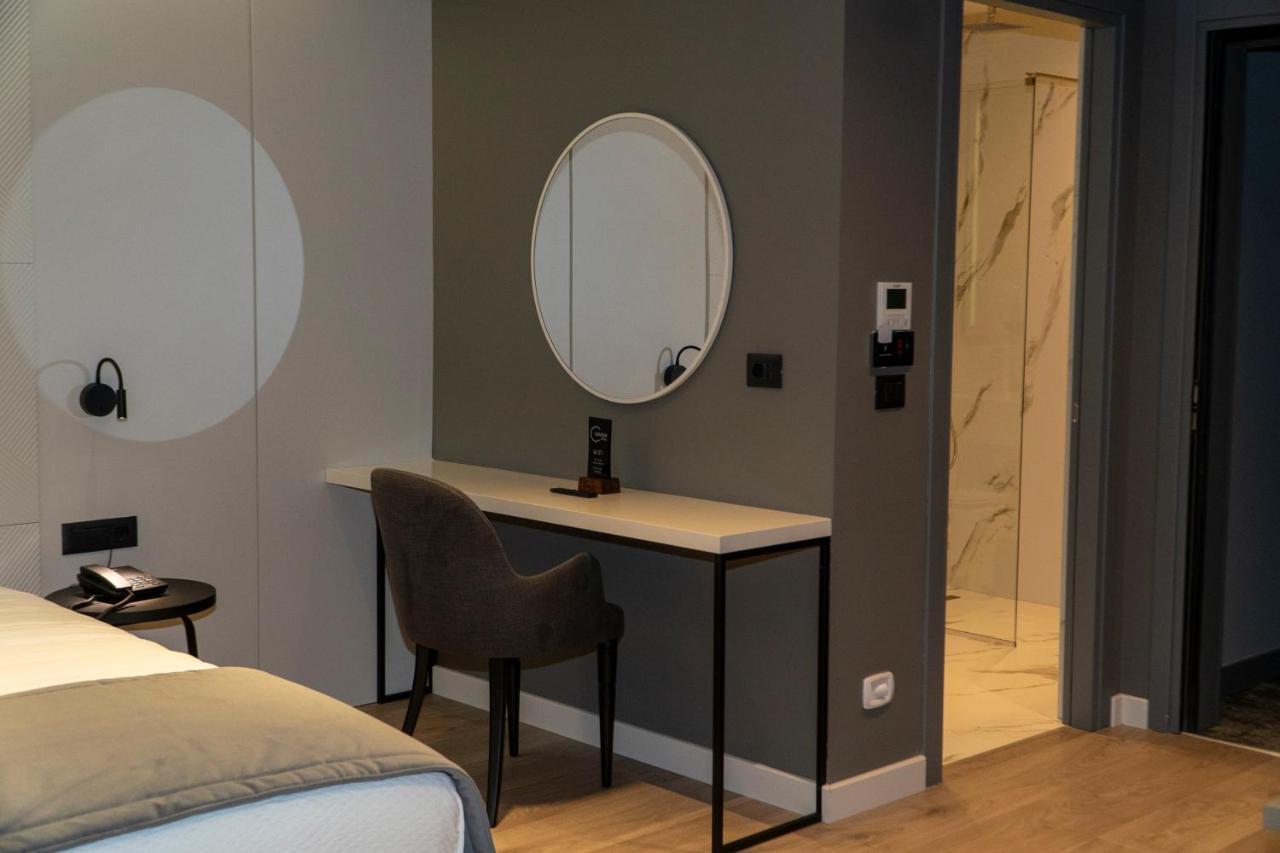Center Hotel Saranda Dış mekan fotoğraf