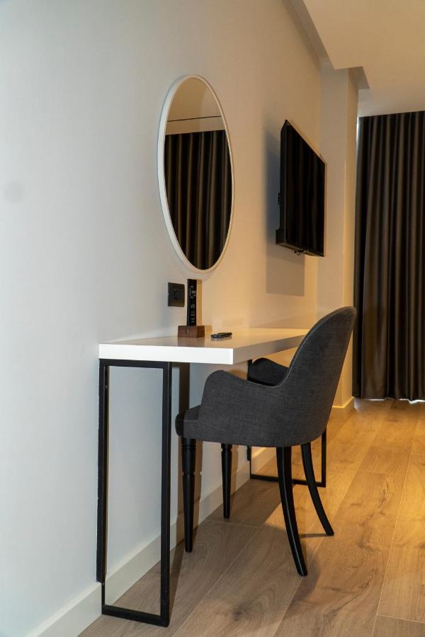 Center Hotel Saranda Dış mekan fotoğraf